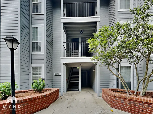 417 Granville Ct, Sandy Springs, GA 30328