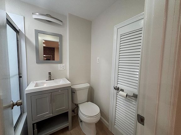 5th image of 17 Fleet St APT 1