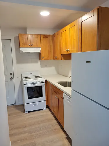 2400 17th Ave Photo 1