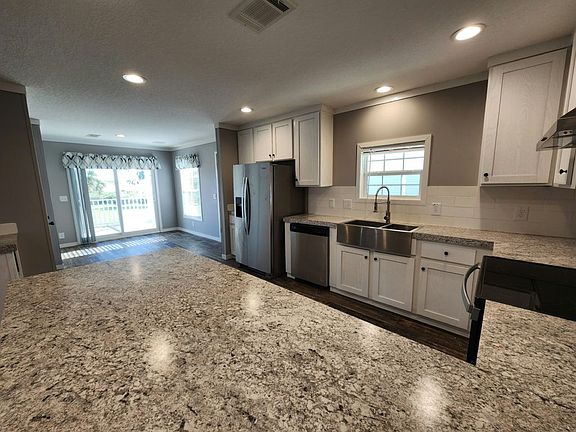 2nd image of 30 Eland Dr #30