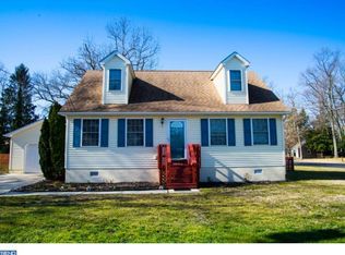 127 Dunn Ln, Pennsville, NJ 08070