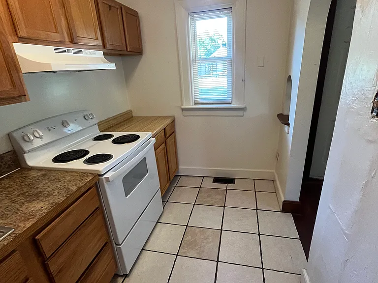 3915 Longview Ln #3921 — Photo 13