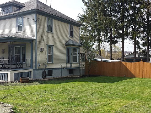 2nd image of 74 Evergreen St