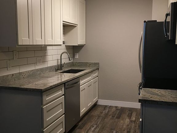5th image of 3900 H St APT 05