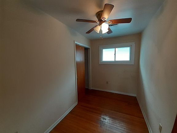 5th image of 1016 S College Ave #D
