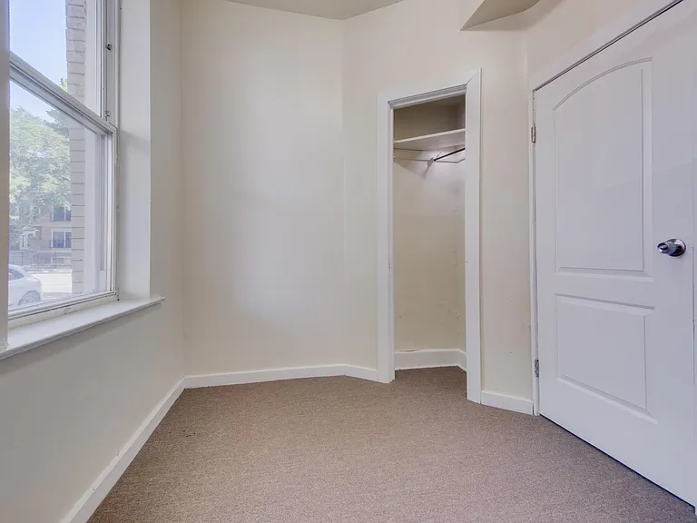 2511 W Le Moyne St #3 — Photo 9
