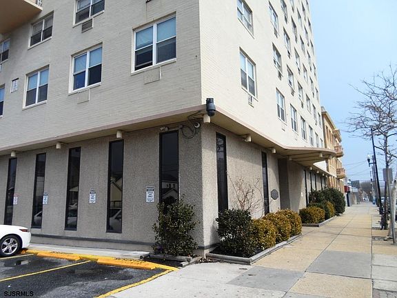 3rd image of 3817 Ventnor Ave APT 1008