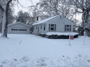 231 E Reeder St, Elburn, IL 60119