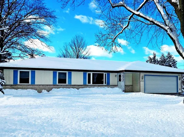 W154N10077 Moonlite DRIVE, Germantown, WI 53022