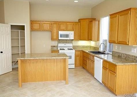 5th image of 27646 Stanford Dr