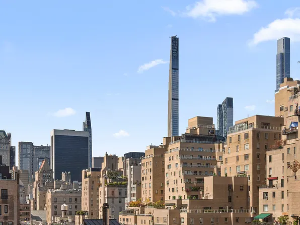 10 East 70th Street image 7 of 14