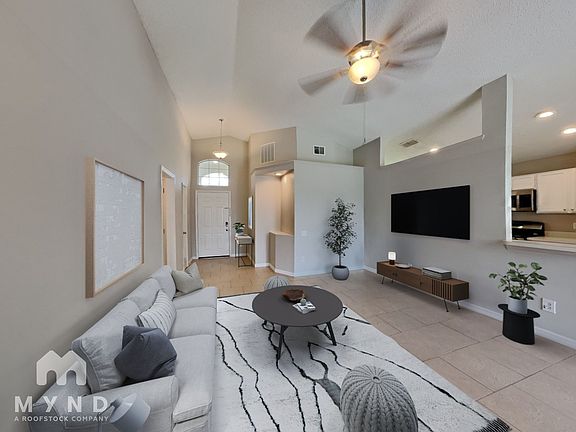 3rd image of 10547 Cherry Oak Cir