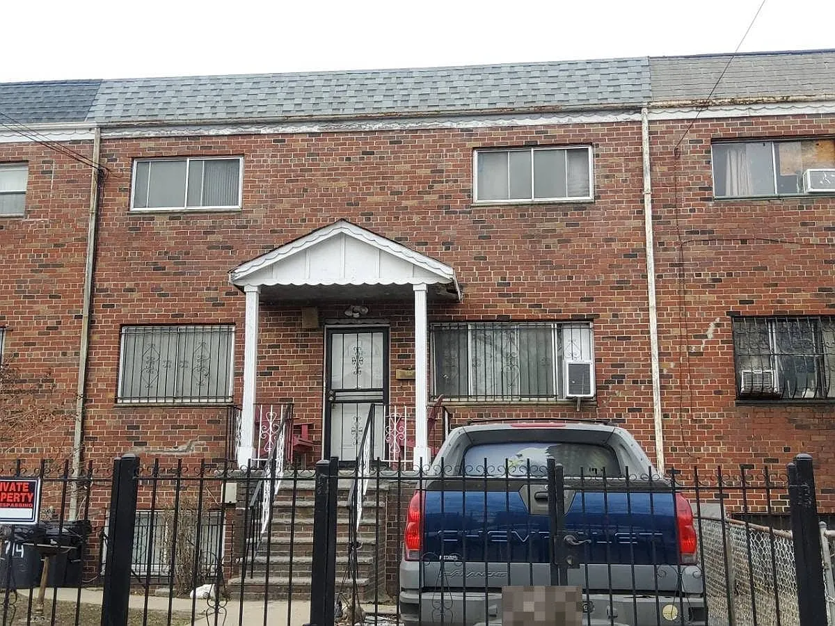 714 Van Siclen Ave photo 1