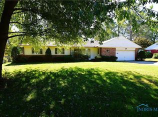 4225 Talwood Ln, Toledo, OH 43606
