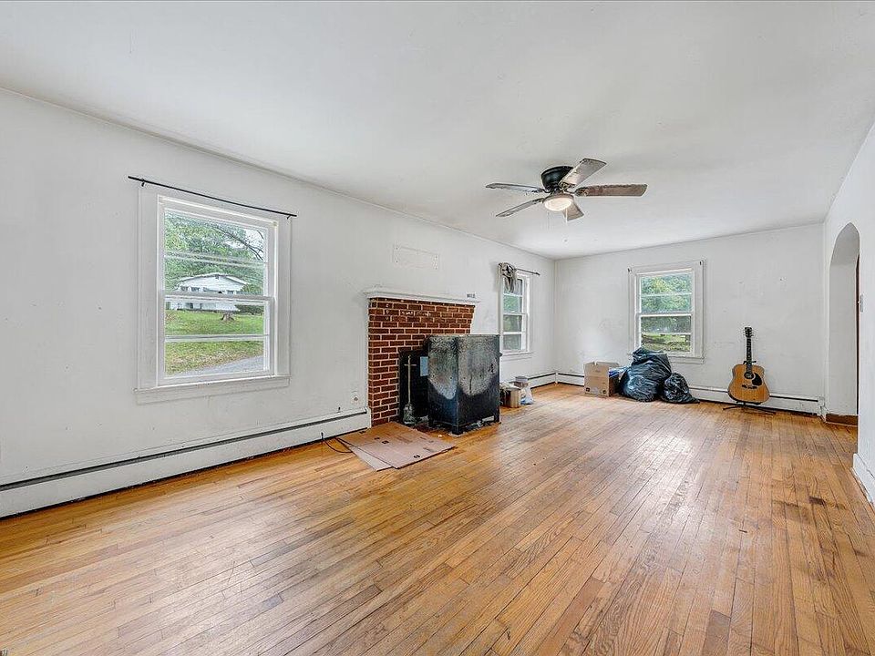 3961 Alleghany Dr, Salem, VA 24153 Zillow