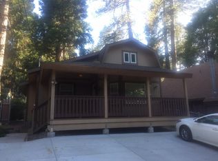 23323 Outlook Ln, Crestline, CA 92325