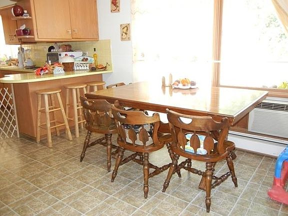 4th image of 2593 S 51st St #2595