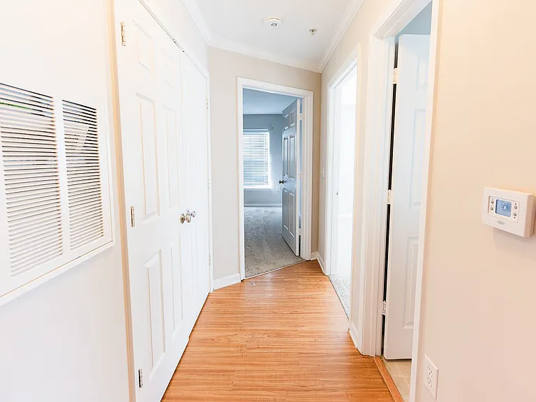 3712 Cotswold Ave #B — Photo 12