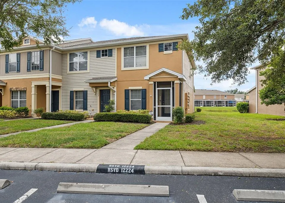 12224 Foxmoor Peak Dr