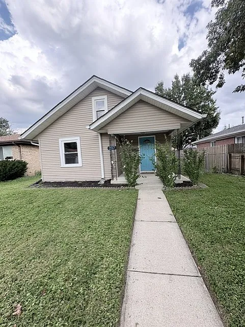 237 N 8th Ave