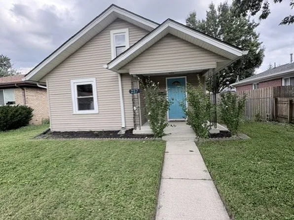 237 N 8th Ave, Beech Grove, IN 46107