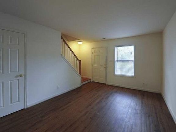 5th image of 617 W Laburnum Ave