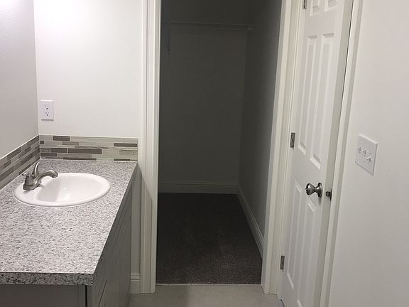 3rd image of 435 Rock Creek Rd #1-4