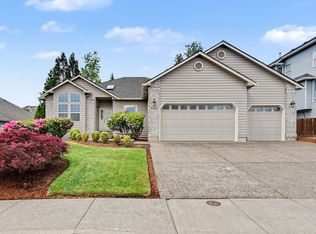 1441 Ranier Loop NW, Salem, OR 97304