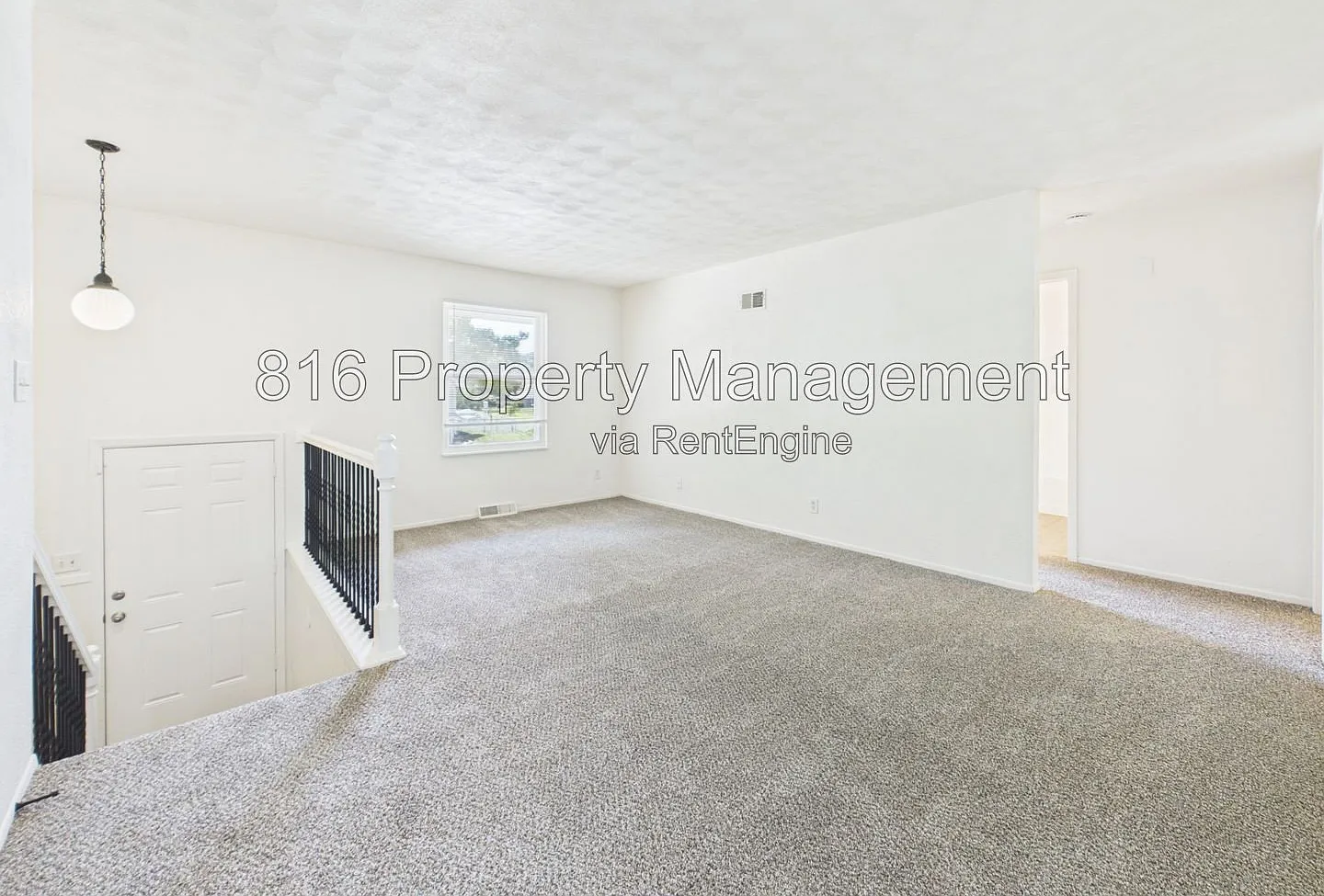 2 bed, 1.5 bath, 1662 sqft, $1,400 — Photo 2