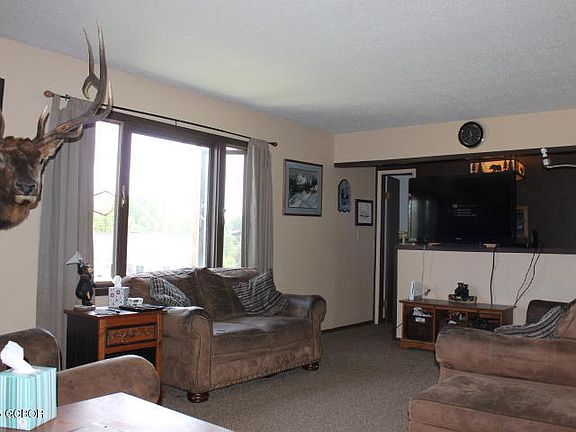 3rd image of 1604 Central Ave