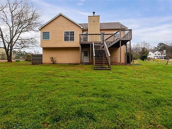 5th image of 106 Laguna Springs Dr