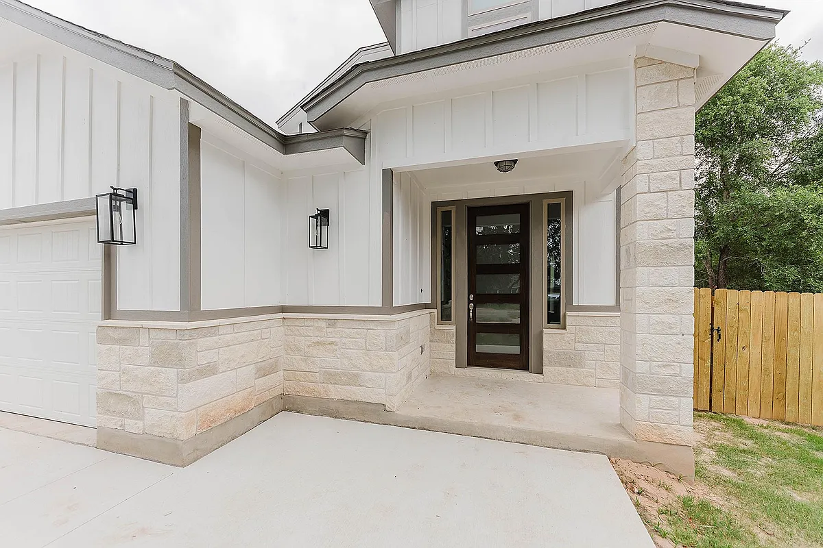 Building Photo - 122 W Kikipua Ln