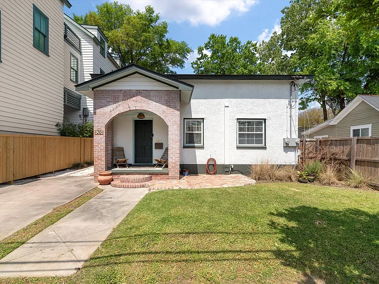 20 Reid St #A — Photo 3