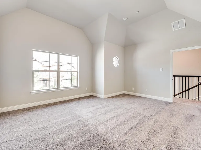 6148 Blythe Dr — Photo 17