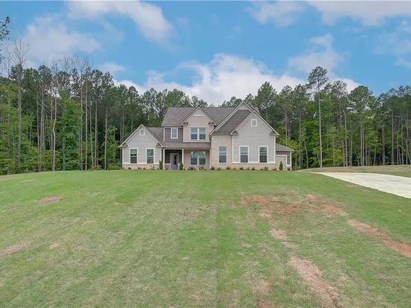 145 Cooper Cv E, Fayetteville, GA 30214