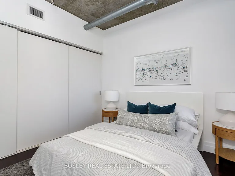 42 Camden St #703 — Photo 17