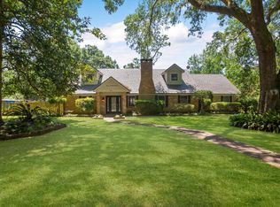 2601 Bayou Oaks Dr, Gautier, MS 39553