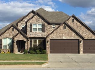 3801 SW Stonefield St, Bentonville, AR 72713