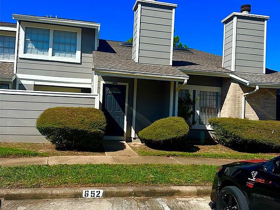 2nd image of 12204 Coppertree Ln