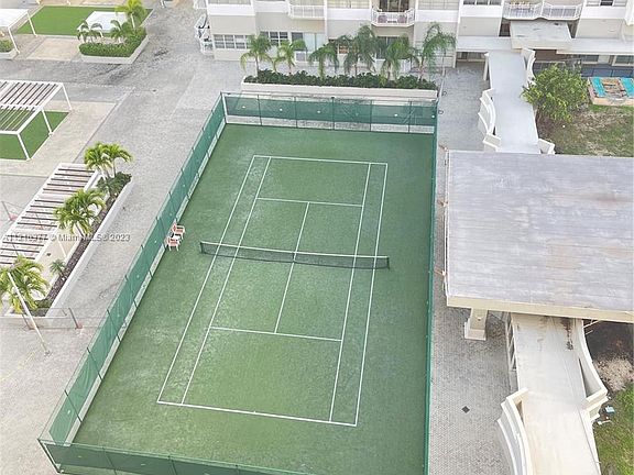 4th image of 18071 Biscayne Blvd APT 803