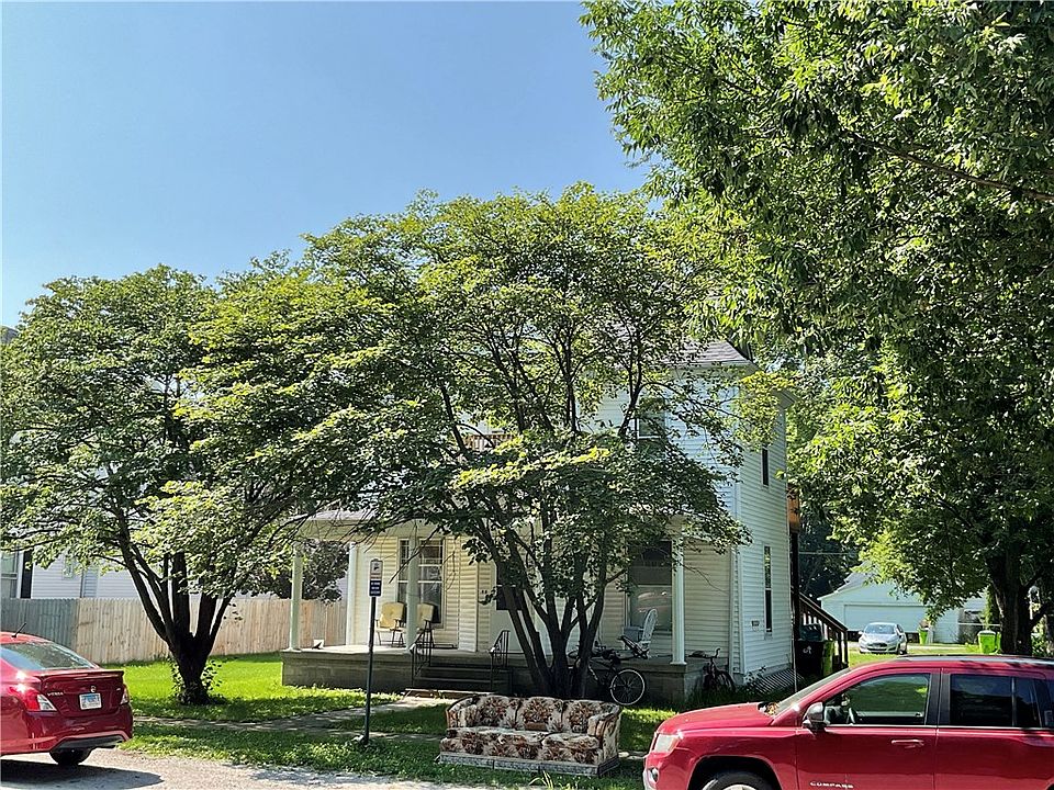 1st image of 338 E Main St