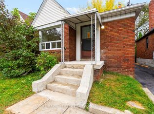 31 Thora Ave, Toronto, ON M1L 2P7