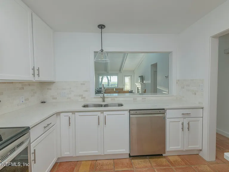3426 Sea Marsh Rd — Photo 11