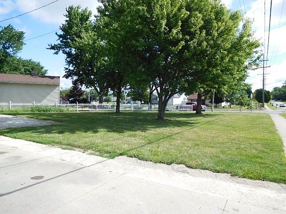 Side yard