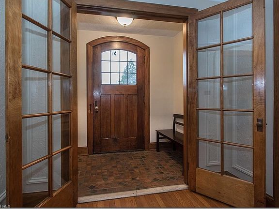 Warm and inviting Entry Foyer and Entryway