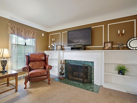 2nd image of 324 McKinley Ave