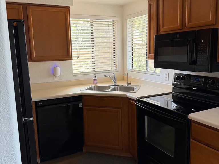 7008 E Gold Dust Ave #125 — Photo 6