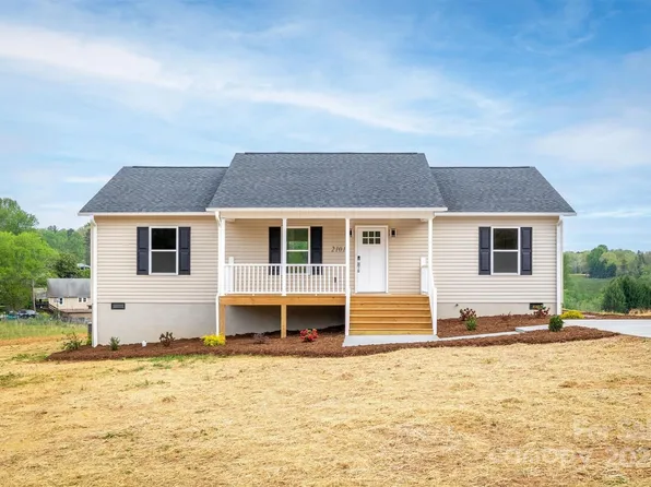 2101 Chester Ave, Morganton, NC 28655