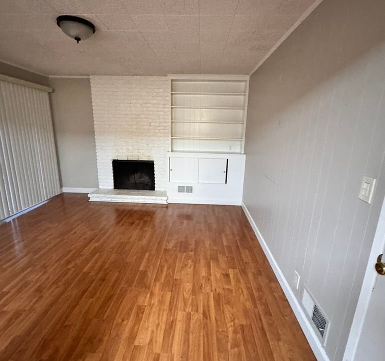 1st image of 2296 Meridian Ave