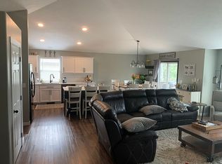 917 E Bonnie Lynn Ln, Colbert, WA 99005